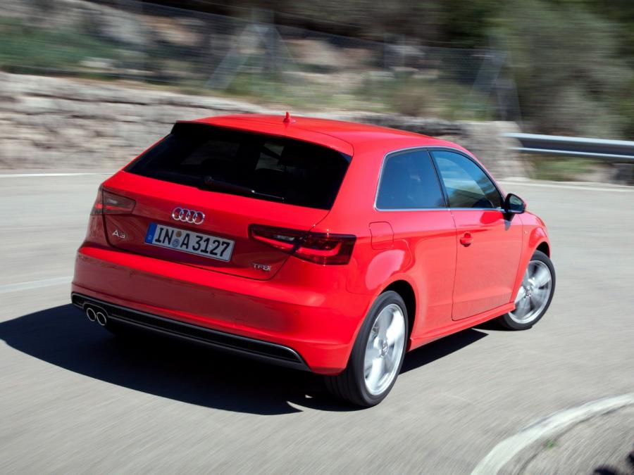  Audi A3 1.8T S-Line (8V) 2012 года  (WW) (фото 3 из 3)